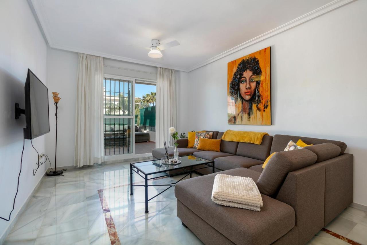 Apartment Lovely 2 Bedroom Locrimar V Walk To Rdr260 *