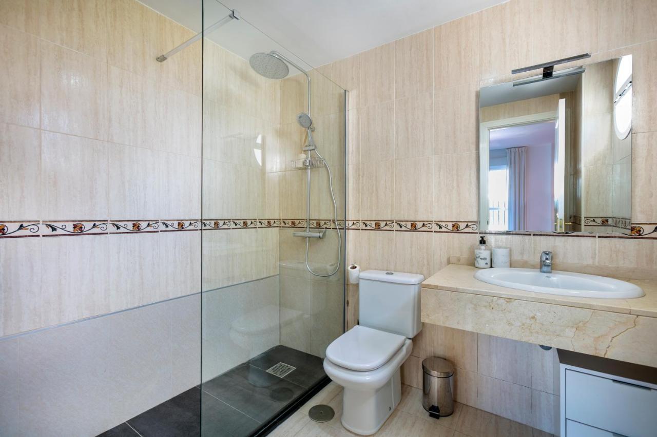 Lovely 2 Bedroom Locrimar V Walk To Rdr260 * Marbella
